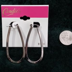 Oblong silver hoops
